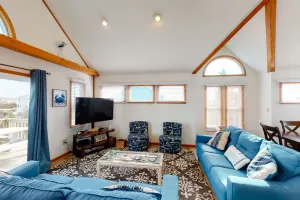 Image of Bright home with pool & tennis access, central AC & W\/D  - walk to the beach