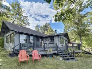 Image of Cozy cabin nestled on the shores of Lake Champlain