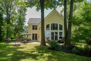 Image of THE BEST MODERN, BIG, BEAUTIFUL LAKEHOUSE- 2 HRS FROM CHICAGOLAND