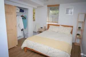 Image of Newly renovated, large one bedroom guest suite close to Washington DC in a quiet neighborhood