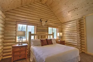 Image of Log home-4.9 miles from Yellowstone's west gate! Great for snowmobiler groups.