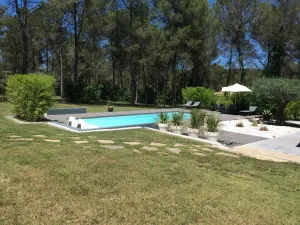 Image of Villa with pool in the heart of the pine forest