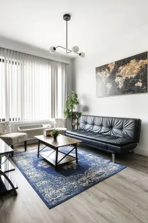Image of Cozy 1BR Next to Airport 8311