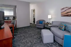 Image of Your Home Away From Home! Pet-Friendly Property in Kansas City, Indoor Pool!