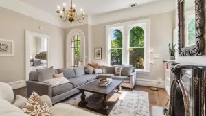 Image of Historic Downtown Sacramento Victorian