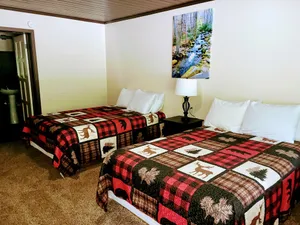 Image of Lynnhurst Resort Motel #9...Dog Friendly Jet Ski Rentals on site