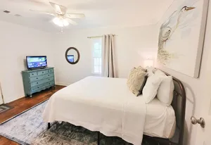 Image of Boro Bungalow. Heart of Statesboro, Ga