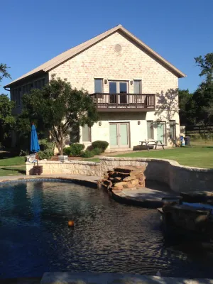 Image of Boerne Hill Country 3000 Sq Ft Guest House with Pool on 5 Enclosed Acres, Sleeps 12