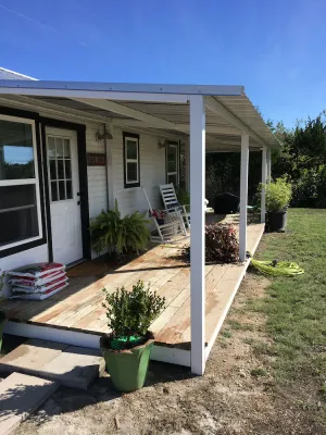 Image of ADORABLE!  HOT tub w outdoor TV-- 5 miles north of W’ford off Hwy 51