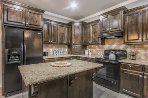 Image of Cheerful 3 Bedroom Home, King Bed, 10 min from Palo Duro Canyon, Fireplace, Washer Dryer