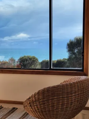 Image of Salty Sea-birds Loft       Spectacular Views