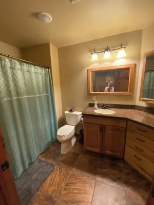 Image of 4 bedroom, 2 3\/4 bath home, pet friendly home.  Sleeps 8 adults comfortably