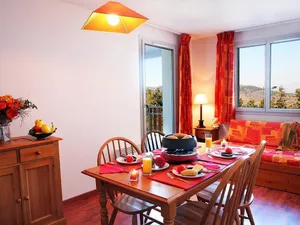 Image of Wifi, 100m from resort center, fitness, swimming pool, sauna, ski locker, 31m², Ax-Les-Thermes