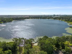 Image of Luxury house on the Lake near Universal Studious