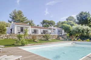 Image of Modern villa with private pool
