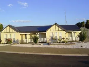 Image of Moontana
