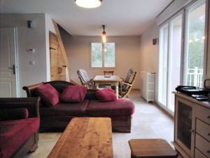 Image of Renovated farmhouse in a hamlet in the Monts du Lyonnais region, close to the town centre.