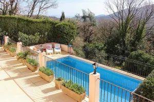 Image of Beautiful 4 bedroom villa, private heated pool, Stunning views of Bay of Cannes.