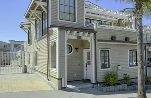 Image of Cheerful Condo Just 3 min Walk to Beach - Pet Friendly
