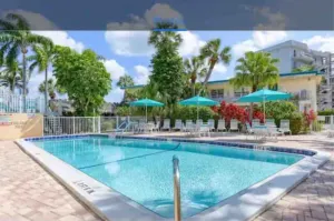 Image of Malyn 107, Waterfront Condo, short walk to beach