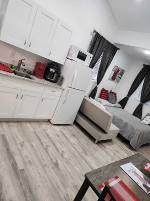Image of Private studio with working space, in Lake Worth Beach