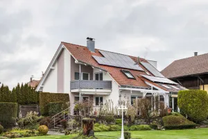 Image of Holiday Apartment \"Ferienwohnung im Grünen\" with Mountain View, Balcony & Wi-Fi