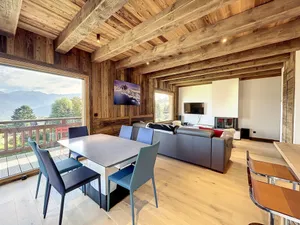 Image of Appartement 4 Chambres avec Terrasse et Parking à Combloux - FR-1-560-66