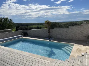 Image of Magnificent villa Chloéline: Swimming pool and superb view