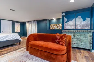 Image of Cozy, Affordable, Luxurious | Central Location