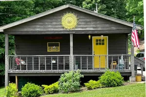 Image of Rise and Shine! A Gorge-ous cabin!