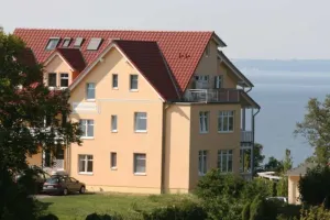 Image of Villa Bergfrieden Ferienwohnung Nr 7 mit Schwimmbad und Saunanutzung im AHOI-Erlebnisbad Sellin