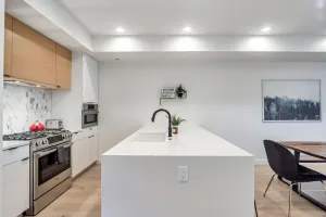 Image of Downtown Central 9th SLC Loft Walk or Trax to Convention Center