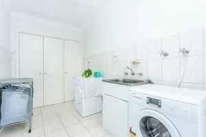 Image of Mt Hawthorn Family Home - EXECUTIVE ESCAPES