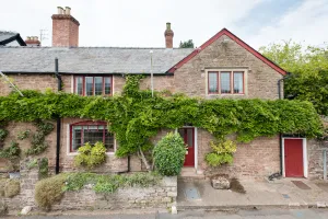 Image of Luxury 2 bedroom cottage overlooking the River Wye