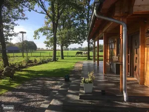 Image of Houten villa Albert