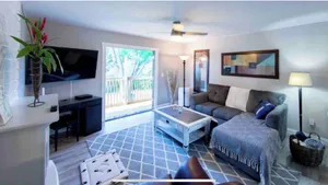Image of Beautiful 2 Bedroom Duplex