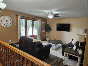 Image of Relaxing 2 Bed 2 Bath with Garage!