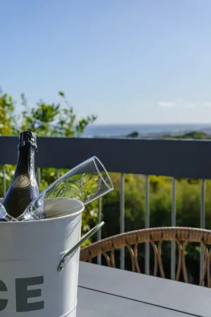 Image of Bass Vista - watch the ships sail by