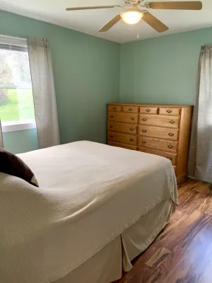 Image of Two bedroom cabin, private lake, pet friendly