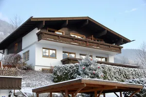 Image of 5 person apartment near Zell am See, just minutes from ski slopes and Lake Zell!