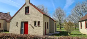 Image of Detached 6-person bungalow with lake views directly on the swimming lake