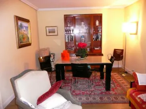 Image of Comfortable 2 bedroom apartment downtown, beach, train station, spa, port.