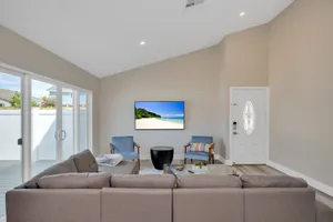 Image of Designer Dream Home with 3 KING Beds