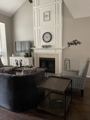 Image of Sunrose Cottage - Fresh & Clean - King Suite + free Wifi - Pet Friendly