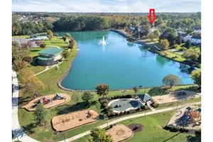 Image of 4 Bedroom 2.5 Bath Sleep 10- near Carowinds & next to lake Park