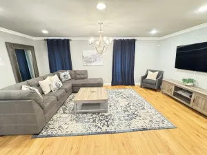 Image of Upscale & Cozy Home! By Six Flags and AT&T Stadium