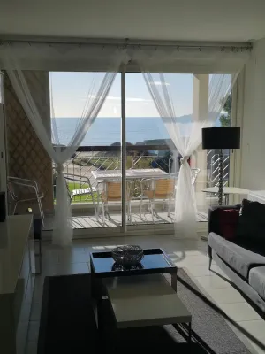 Image of SUPERB T3 CLASSIFIED 3*, VIP, SEAFRONT NOT OVERLOOKED, BED 160 CMS, FIBERED