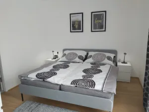 Image of Balcony/pool/free parking garage Studio