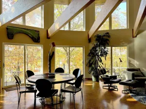 Image of NEW- Lake Home 35 miles to NYC w\/ 2oo ft private \n west facing Lake Front