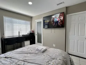 Image of Modern 1 Bedroom Home w\/shower jets
